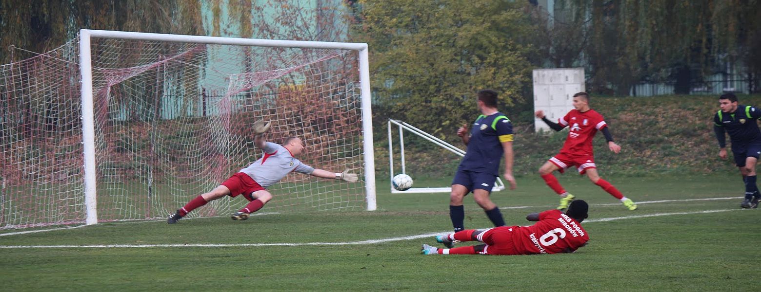 KO: Pogoń – Piliczanka Pilica 1:2 (0:1). KO: Pogoń – Piliczanka Pilica 1:2 (0:1).